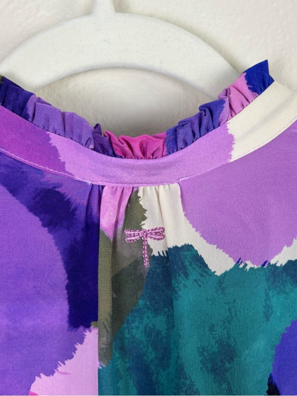 Tyler Boe Krista 100% Silk Watercolor Blouse Women’s Size Large 3/4 Sleeve - Picture 7 of 8